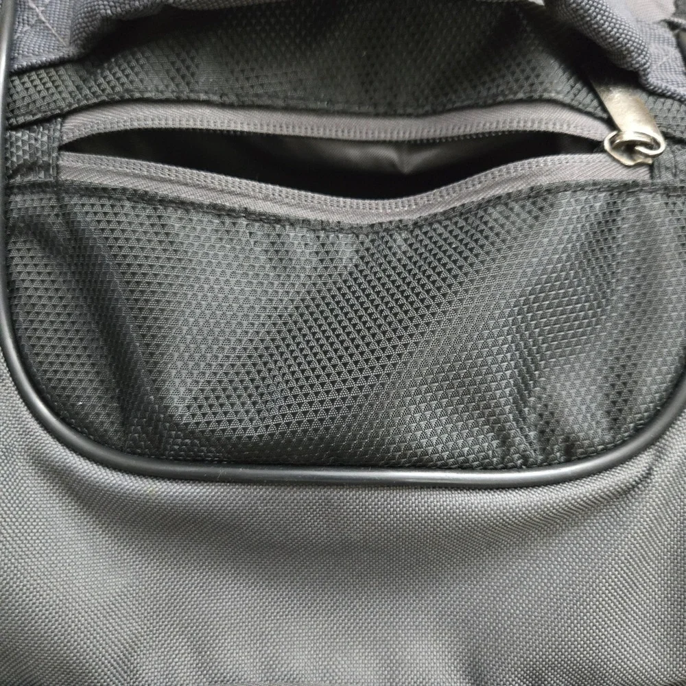 Easton Walk-Off Bat Pack Backpack Unisex Large Gray Baseball Softball Gear Bag